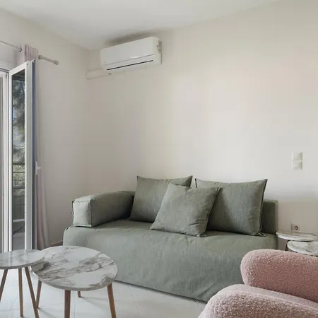 Apartman Ardavani 4 *